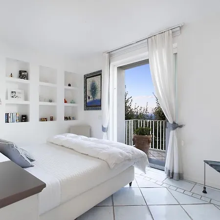 Priora Sleeps 4 With Pool Air Con And Wifi Vila Sorrento