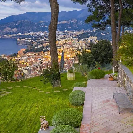 Priora Sleeps 4 With Pool Air Con And Wifi Vila Sorrento